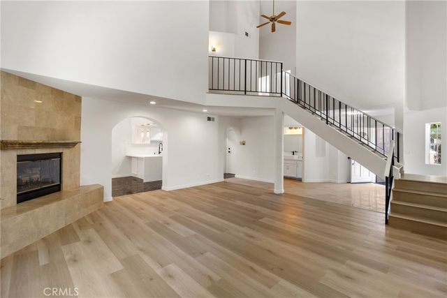 18985 Gault, Reseda, CA 91335