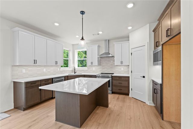 3 Carnahan Lane, Bella Vista, AR 72715