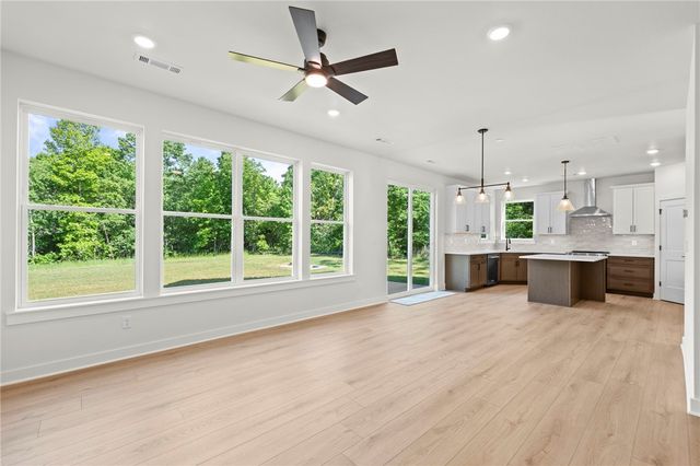 3 Carnahan Lane, Bella Vista, AR 72715
