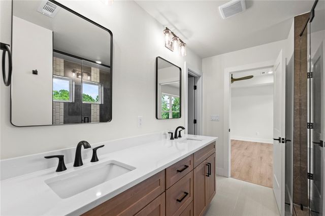 3 Carnahan Lane, Bella Vista, AR 72715