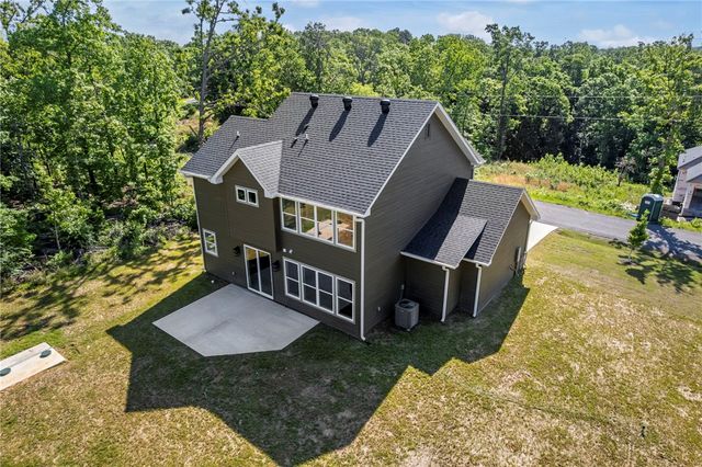 3 Carnahan Lane, Bella Vista, AR 72715