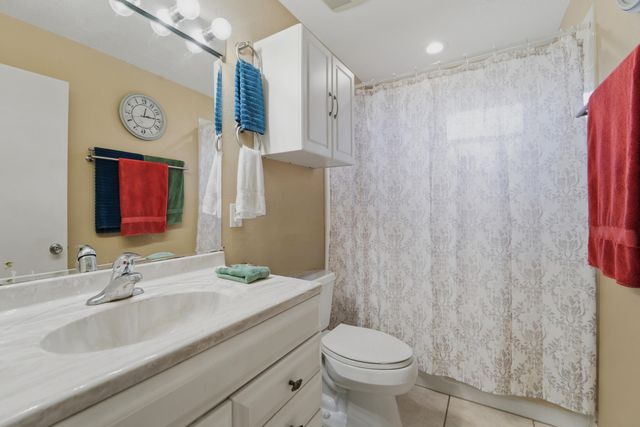 225 RIVER TERRACE Drive, Jupiter, FL 33469