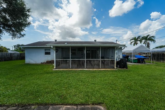 225 RIVER TERRACE Drive, Jupiter, FL 33469