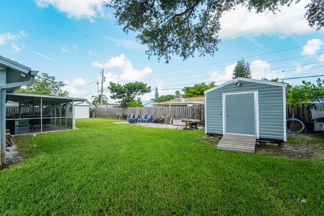 225 RIVER TERRACE Drive, Jupiter, FL 33469