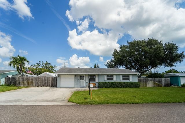 225 RIVER TERRACE Drive, Jupiter, FL 33469