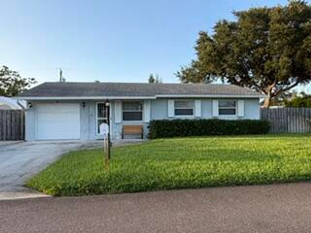 225 RIVER TERRACE Drive, Jupiter, FL 33469
