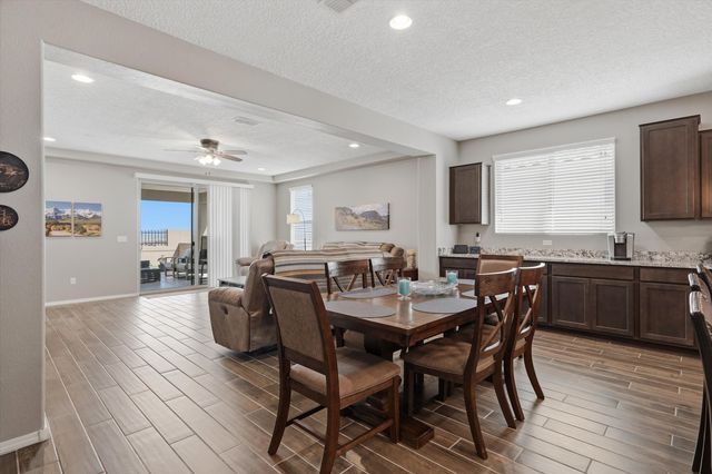 2955 Kings Canyon Loop NE, Rio Rancho, NM 87144