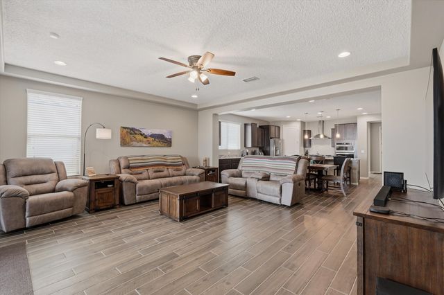 2955 Kings Canyon Loop NE, Rio Rancho, NM 87144