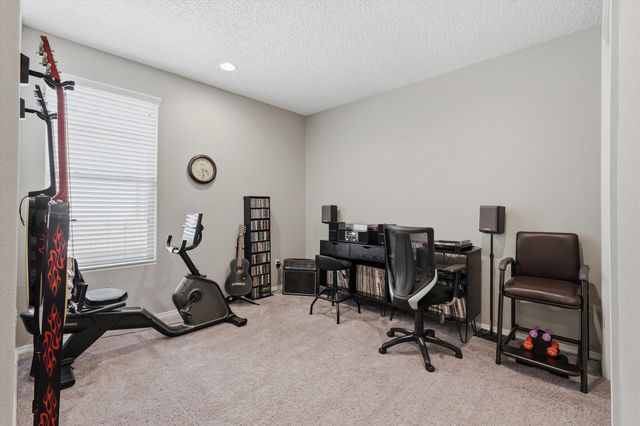 2955 Kings Canyon Loop NE, Rio Rancho, NM 87144