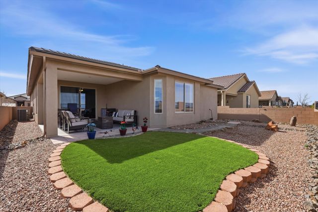 2955 Kings Canyon Loop NE, Rio Rancho, NM 87144