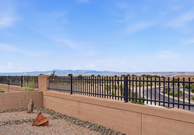 2955 Kings Canyon Loop NE, Rio Rancho, NM 87144