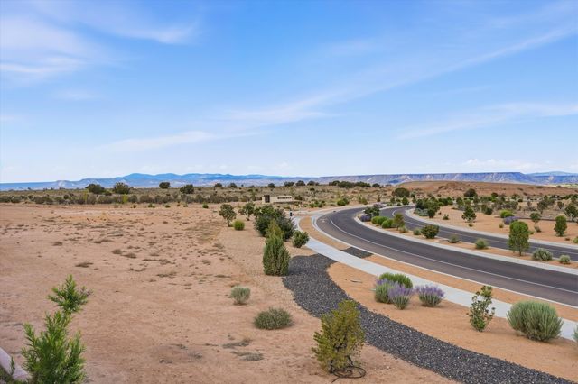2955 Kings Canyon Loop NE, Rio Rancho, NM 87144