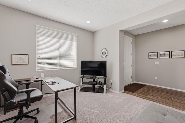 2955 Kings Canyon Loop NE, Rio Rancho, NM 87144