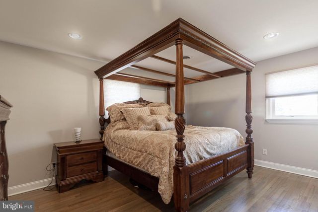 303 EAYRESTOWN RD, Southampton, NJ 08088