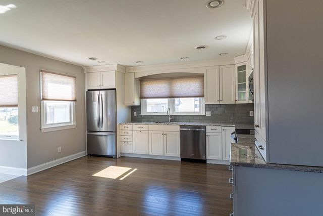 303 EAYRESTOWN RD, Southampton, NJ 08088