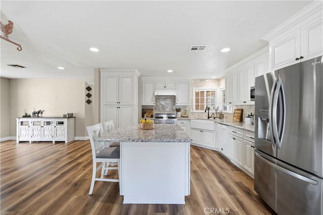 27816 Ridgegrove, Saugus, CA 91350