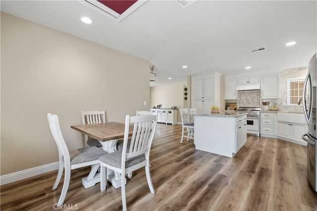 27816 Ridgegrove, Saugus, CA 91350