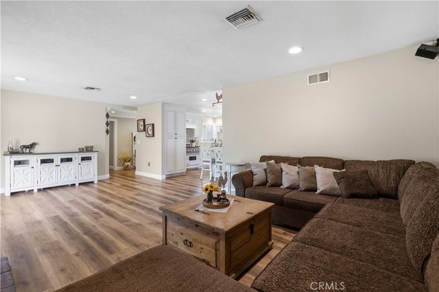 27816 Ridgegrove, Saugus, CA 91350