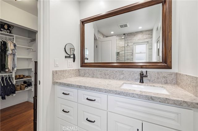 27816 Ridgegrove, Saugus, CA 91350