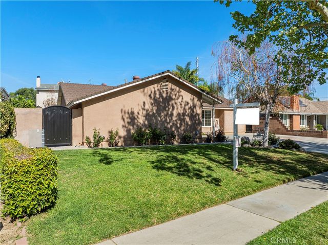 27816 Ridgegrove, Saugus, CA 91350