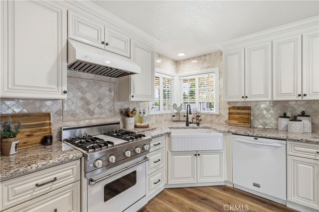 27816 Ridgegrove, Saugus, CA 91350