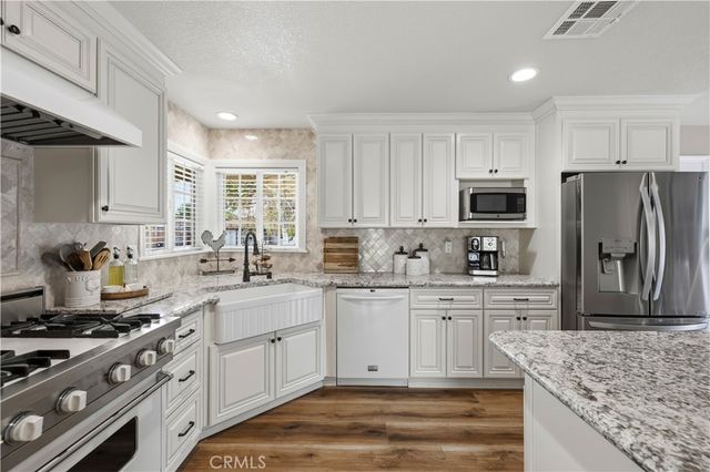 27816 Ridgegrove, Saugus, CA 91350