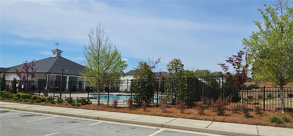Image 12 of property listing at 674 Gabby Point SW, Mableton, GA 30126