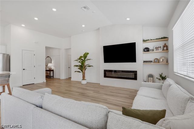 17338 GULF PRESERVE DR, Fort Myers, FL 33908