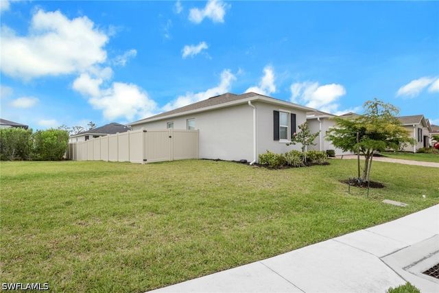 17338 GULF PRESERVE DR, Fort Myers, FL 33908