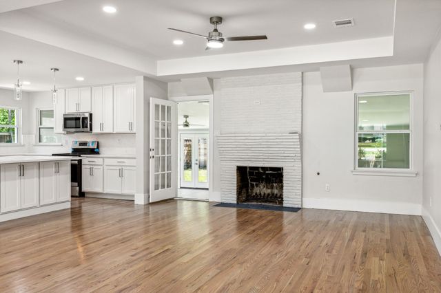 5917 Waggoner Drive, Dallas, TX 75230