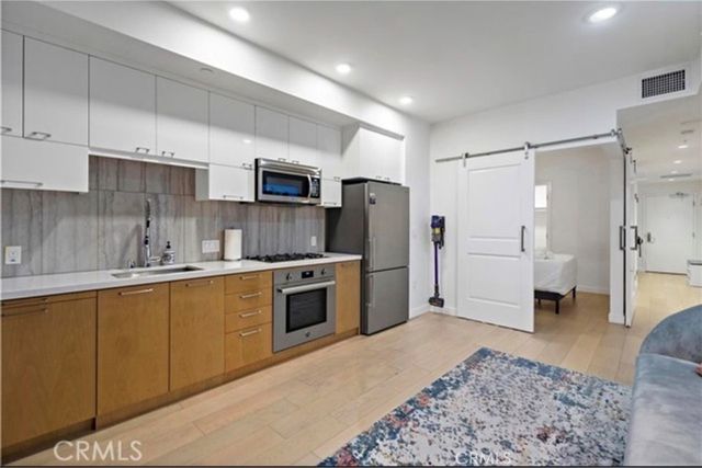 400 South Broadway S 907, Los Angeles, CA 90013