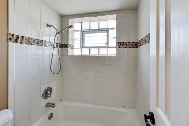 306 Chicago Avenue 3N, Oak Park, IL 60302