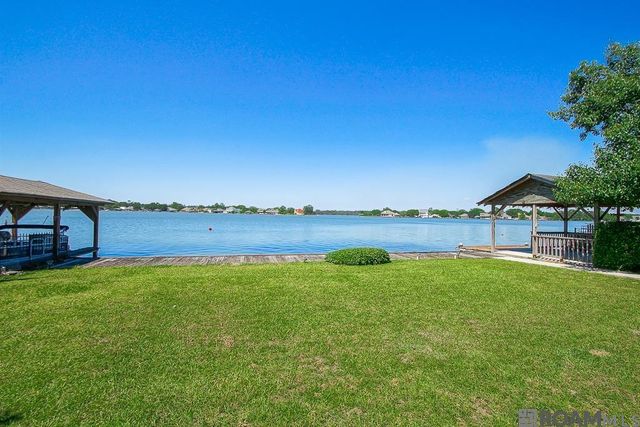 13603 Riverlake Dr, Covington, LA 70435