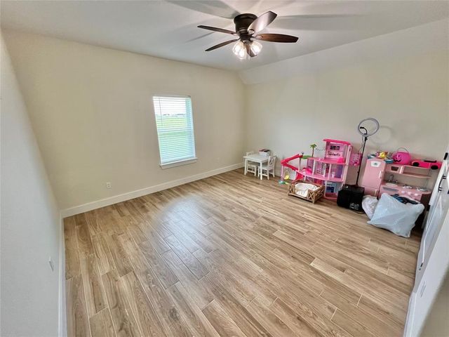 744 Quarter Horse Trail, Angleton, TX 77515