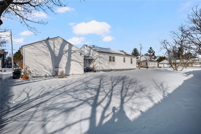 2 Ward Avenue, North Providence, RI 02904