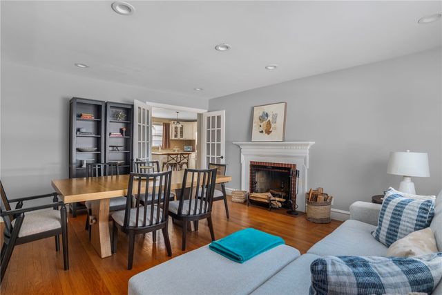 2 Ward Avenue, North Providence, RI 02904