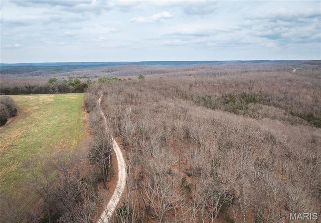 000 Highway Z, Vichy, MO 65580