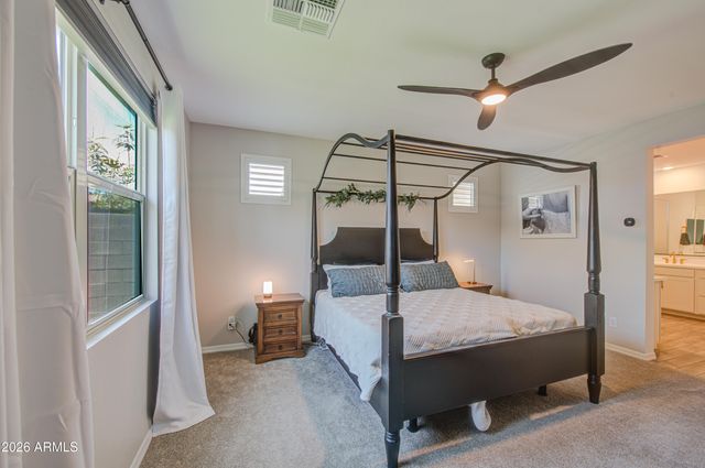 4417 W CHARLIE Drive, San Tan Valley, AZ 85144