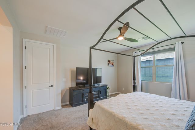 4417 W CHARLIE Drive, San Tan Valley, AZ 85144