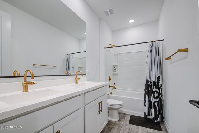 4417 W CHARLIE Drive, San Tan Valley, AZ 85144
