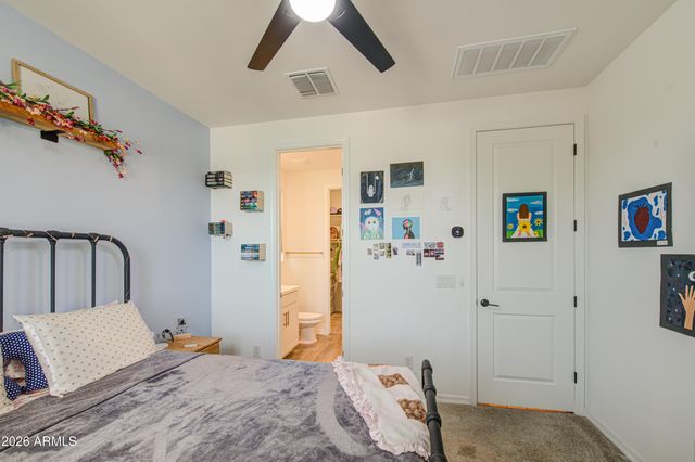 4417 W CHARLIE Drive, San Tan Valley, AZ 85144