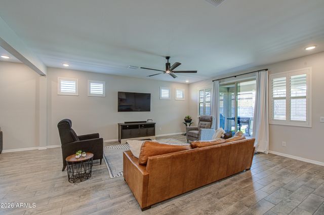 4417 W CHARLIE Drive, San Tan Valley, AZ 85144
