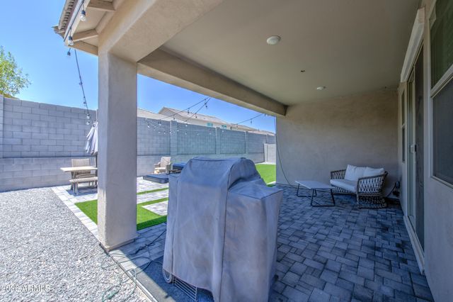 4417 W CHARLIE Drive, San Tan Valley, AZ 85144