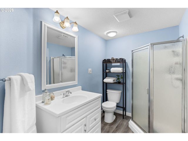 855 Nw 114TH Ave, Portland, OR 97229