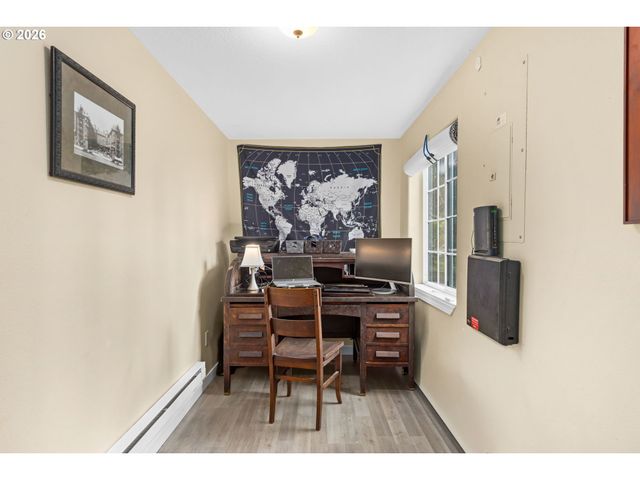 855 Nw 114TH Ave, Portland, OR 97229