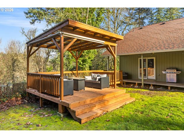 855 Nw 114TH Ave, Portland, OR 97229