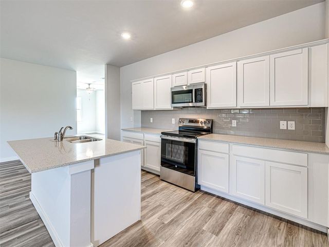 745 Cumberland Drive, Guthrie, OK 73044