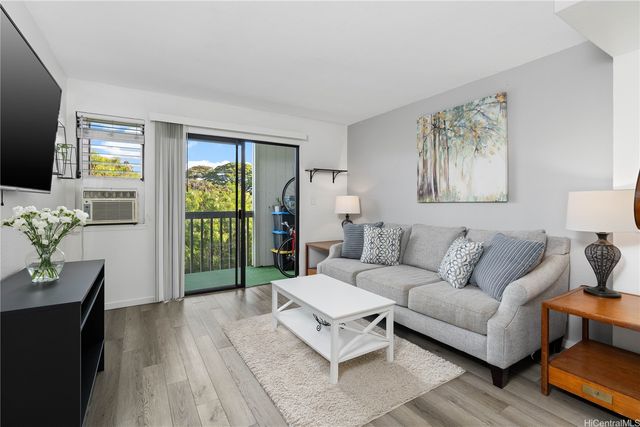 98-640 Moanalua Loop 2036, Aiea, HI 96701
