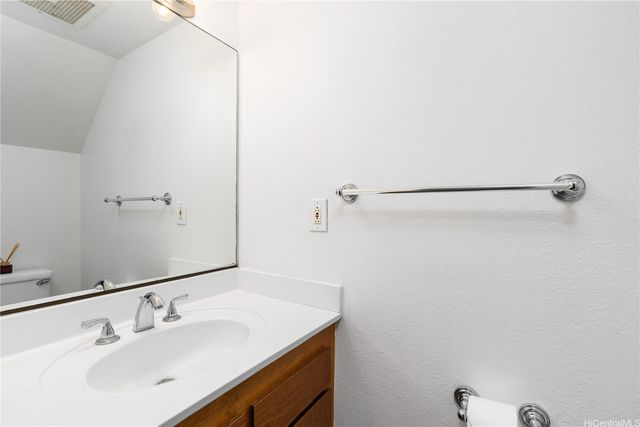 98-640 Moanalua Loop 2036, Aiea, HI 96701