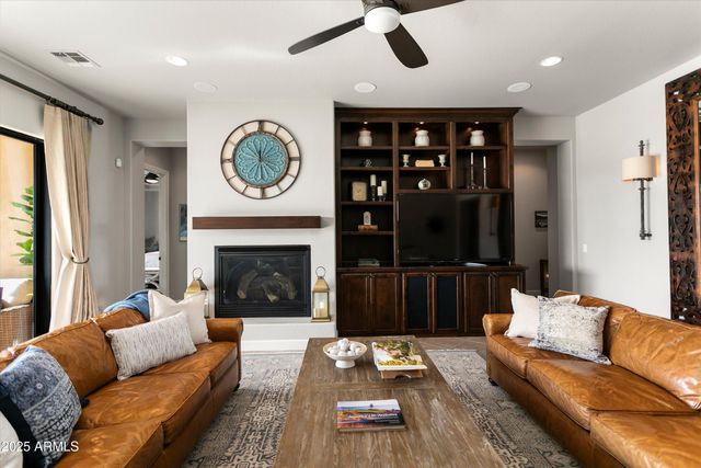 20335 W CRESCENT Drive, Buckeye, AZ 85396